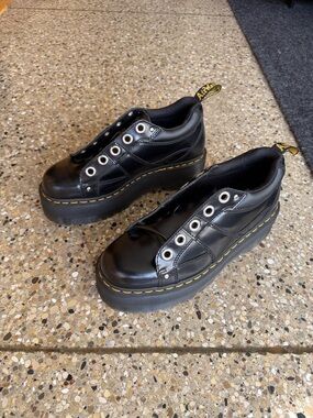 Dr. Martens 5-Eye Quad Max Lug Shoe, Black, Size 10